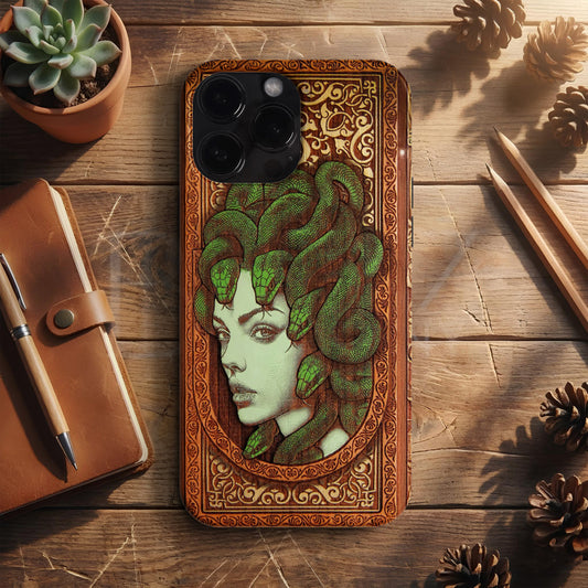 BERNZ "Mystic Medusa" Tasarım Telefon Kılıfı – Wooden Look Serisi