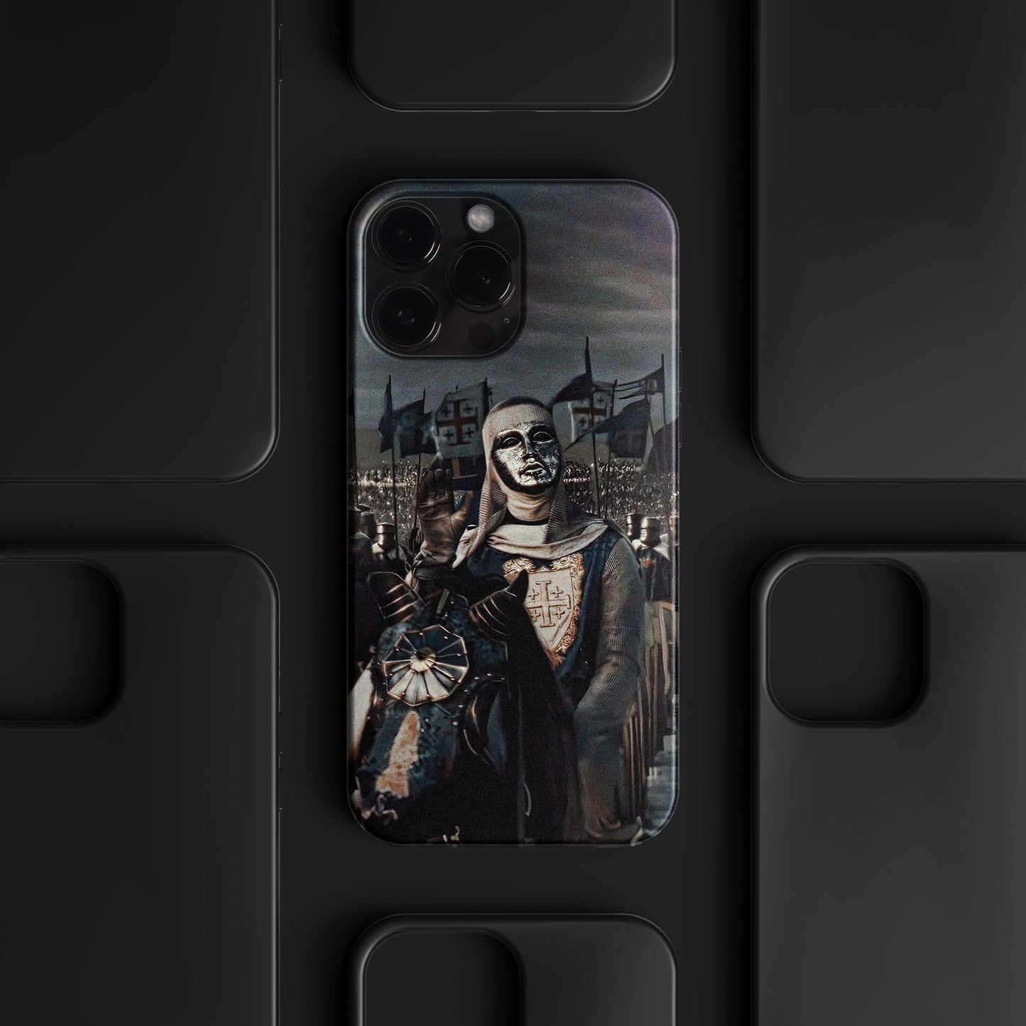 BERNZ "The Commander King" Tasarım Telefon Kılıfı – King Baldwin Serisi