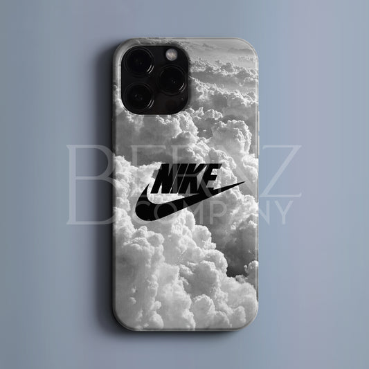 'Cloudy Nike' Tasarım